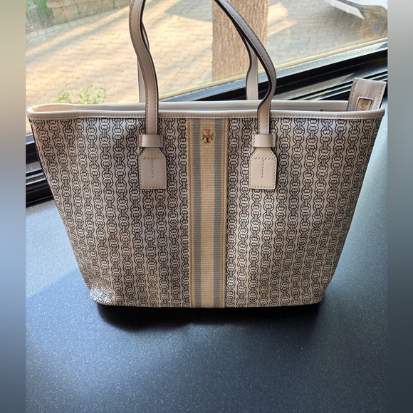 Tory Burch White Gemini Link -Print Tote Bag with Striped Center - Picture 2 of 4